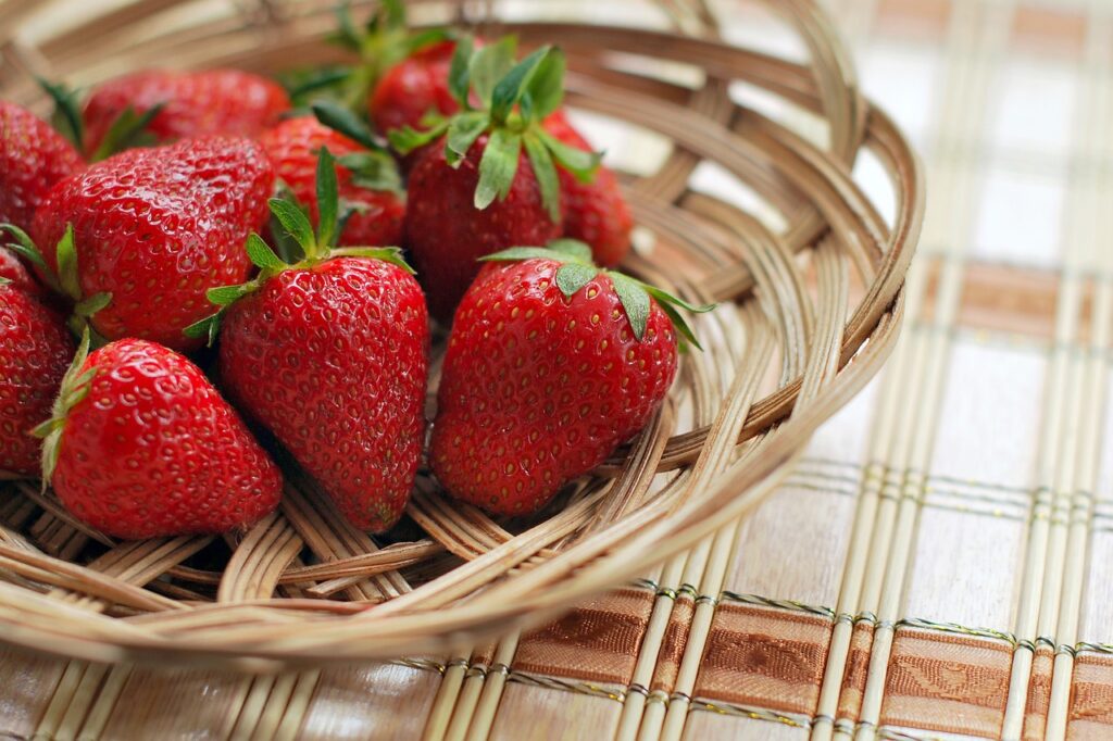 Organic strawberries pesticide
